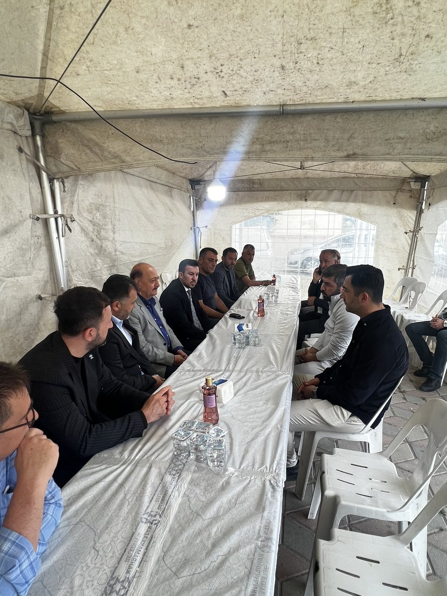 AKPARTIKAZAN's tweet photo. Ankara Milletvekilimiz ve Bakanımız Sn. Vedat Bilgin’in katılımı ile, İlçe Başkanımız Hasan Çidem öncülüğünde Esnaf Ziyaretlerinde bulunduk. https://t.co/f1kEzsSuqc