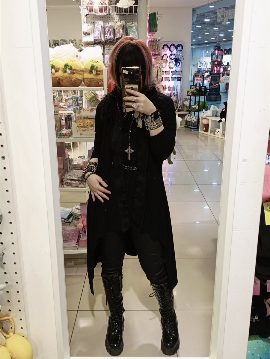 inkwell666's tweet photo. 女の子か男の子か https://t.co/NDocMaCaAR