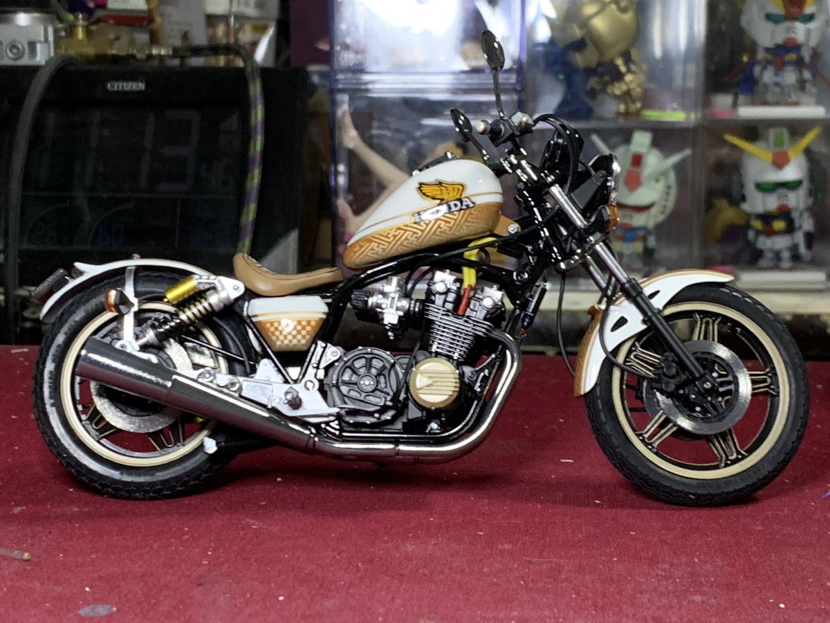 dokuro_ojisan's tweet photo. タミヤ・ホンダCB750F完成しました〜。
ライダーを作らねば。
#タミヤ #CB750F https://t.co/hsAhk9BX8R