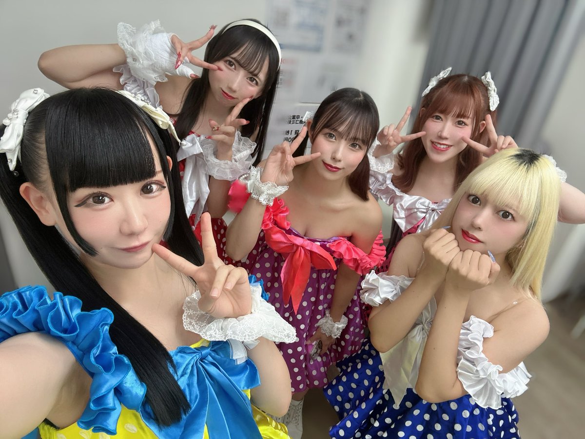 mogumoguyuuu's tweet photo. 五反田G+にて無銭2dライブありがとうございましたぁ❕

aｰplan。とのーぷらん。の出演だったよ~🧠🍥どちらも最高にたのしかったねえ♡

皆1週間おつかれさんだよーう🎶ྀི
気をつけて帰ってねえ𐔌ᐡ ᴗ̤  ̫ ɞ̴̶̷ ᐡ𐦯♡𝑳‌𝑶‌𝑽‌𝑬 https://t.co/PgzClUetYE