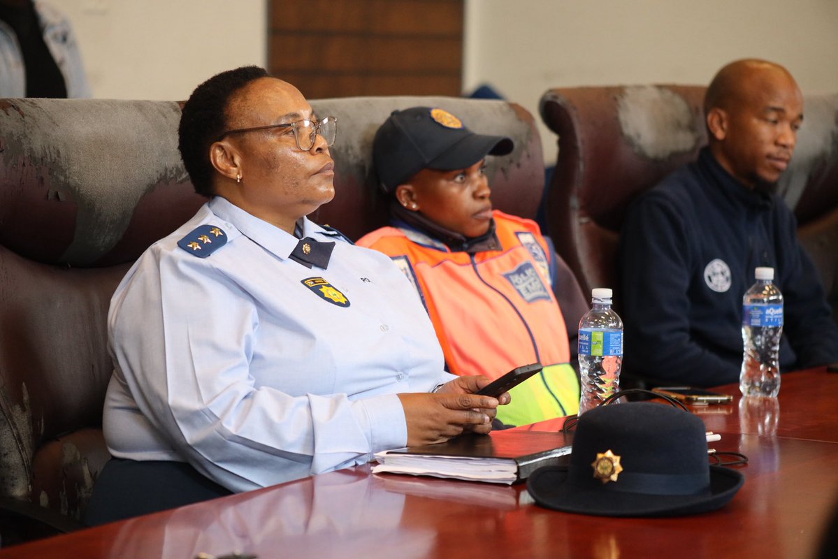 GP_CommSafety's tweet photo. Engagement with Tembisa Schools

The Eastern Corridor has identified seventeen (17) high-risk schools, in line with the Gauteng Department of Education’s priority list. Three of these schools are located in Tembisa, namely Tembisa SOS, Masisebenze Secondary School and Masiqhakaze Secondary School.

The school safety challenges identified include bullying and cyberbullying, gangsterism, sexual harassment, alcohol and substance abuse, gambling and tribal tensions among learners.

In response to these challenges, the Department has facilitated a range of social crime prevention interventions aimed at identifying risks, raising awareness and strengthening collaboration between schools, law enforcement, government departments and other stakeholders.

#GrowingASaferGauteng #SchoolSafety