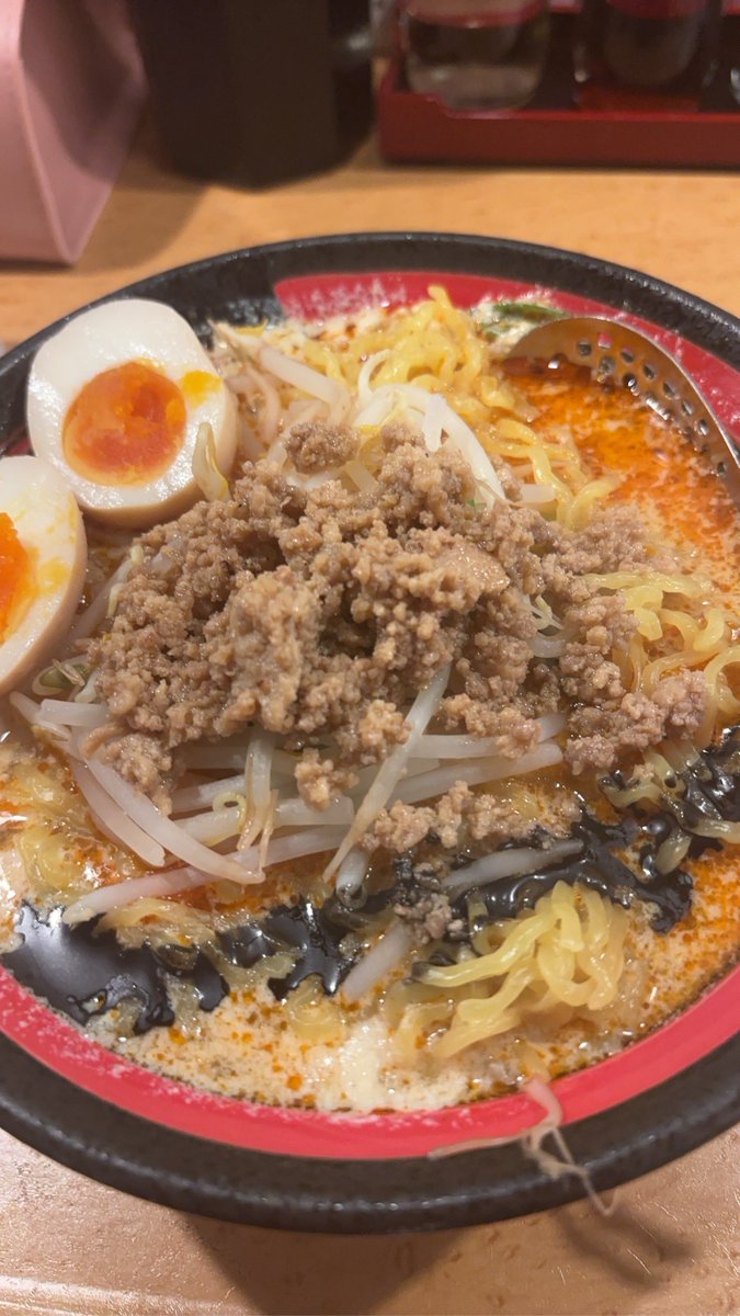 kam39_x's tweet photo. こんばんは夜ご飯何でしたか
僕は坦々麺 https://t.co/8g4xxMlnGY