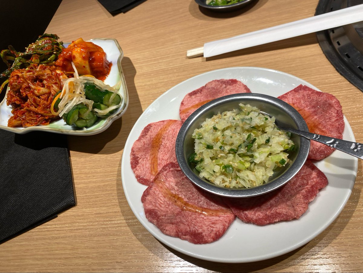 q46087's tweet photo. 同期と焼肉🫶🏾
最近仕事いやだったけど生き返ったあ https://t.co/jucqRurv1j