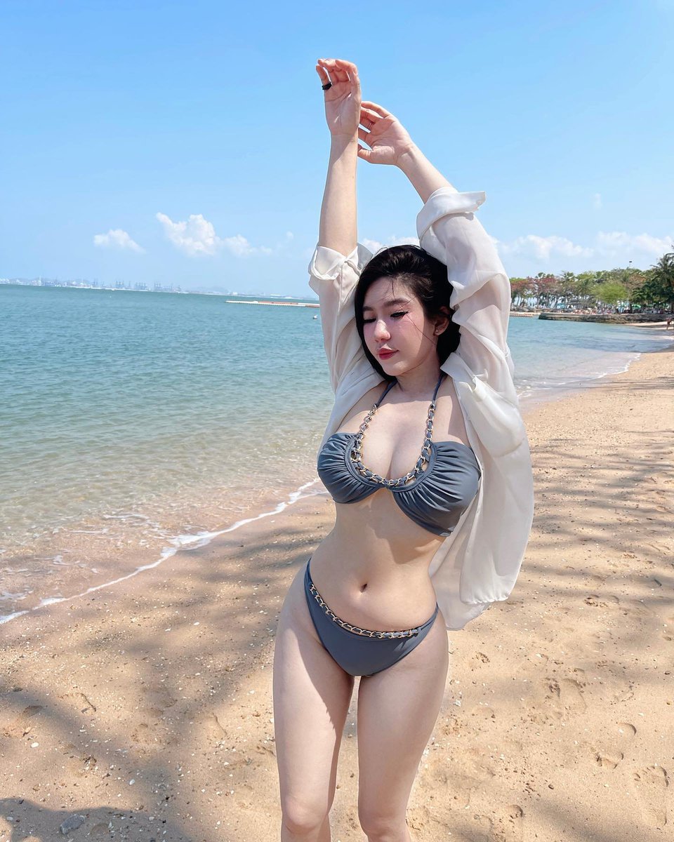 MayurMa30837368's tweet photo. แซ่บมากแม่😋👙 https://t.co/MI7JcrLRu5