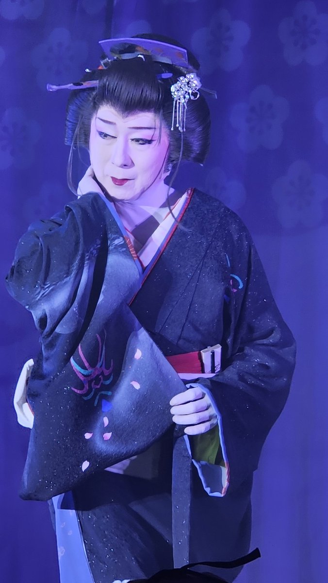 mitinoku383391's tweet photo. 山桜桃の湯
令和8年9月公演

#劇団三峰組
#座長・三峰達
#下町かぶき組
#大衆演劇
#山桜桃の湯

三峰達(とおる)座長
一推の皆様へ💖 https://t.co/oNRinm9vvr