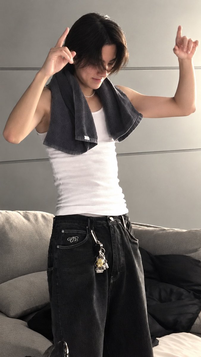 retavsrc's tweet photo. oh my God 😳😳😳😳😳 https://t.co/oRvjZu1gxw
