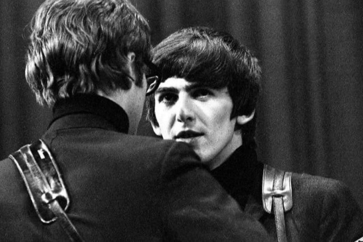 sgtqeppers's tweet photo. “john could be a bastard, but when it came to george harrison, nothing was ever enough. when george came into the office, john would stop whatever he was doing to spend time with him.” - linda reig (apple employee) https://t.co/OTqeJNxBjX
