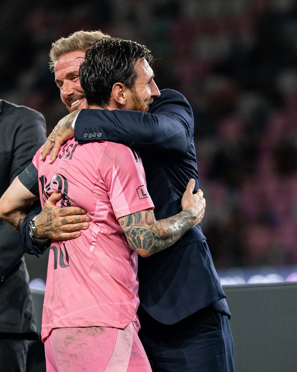 InterMiamiCF's tweet photo. The dream continues 🩷🖤 https://t.co/CjegnnksqS