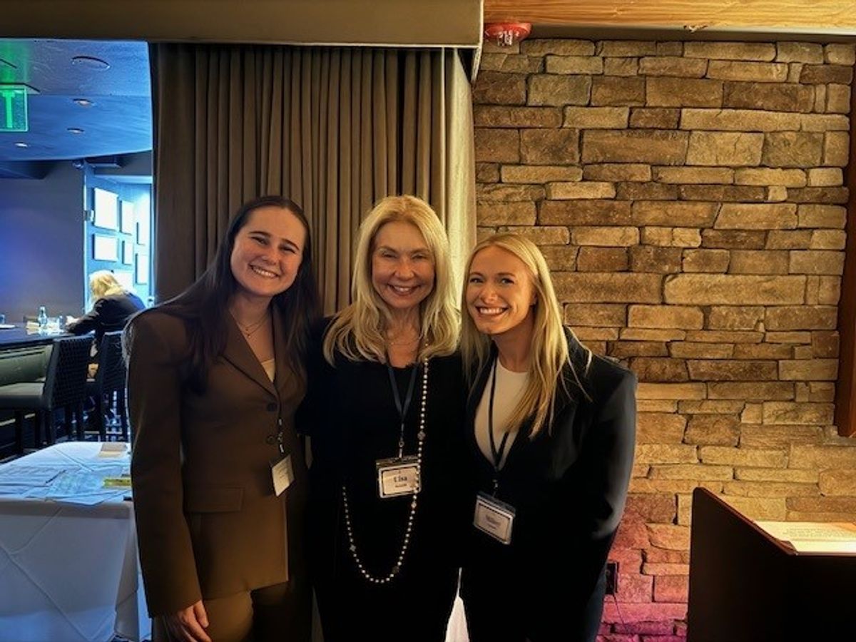 LisaDetannaRJ's tweet photo. Feel Good Friday vibes! ✨ 

A fantastic evening with the boss, great company, and even better conversations. 
Grateful for the leadership, teamwork, and memories made along the way! 

#FeelGoodFriday #TeamAppreciation #Leadership #TogetherWeThrive https://t.co/TTryiAfUNj