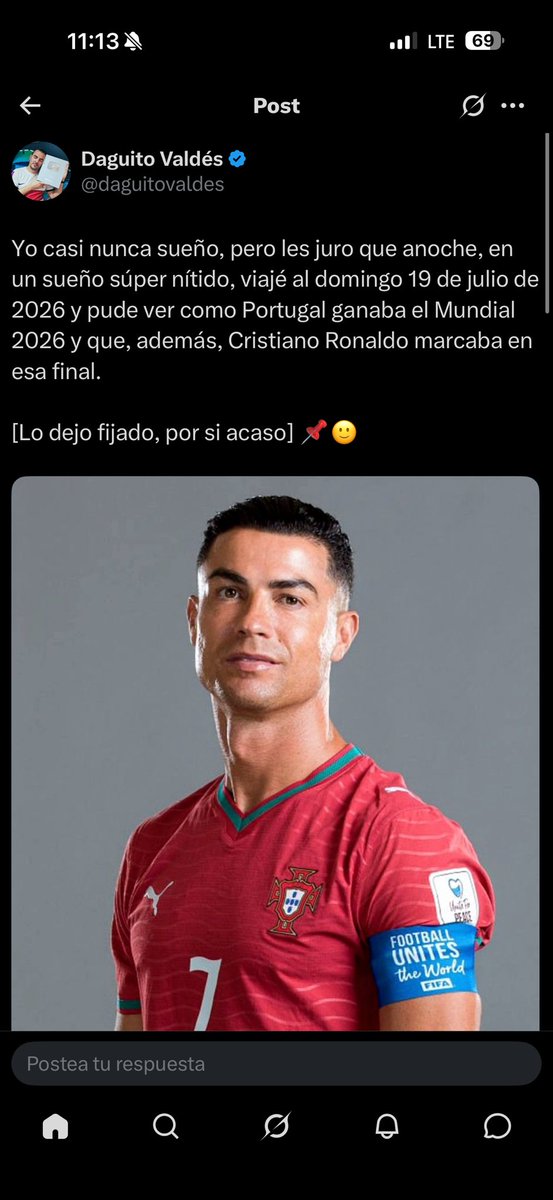 Sanz3jo's tweet photo. @daguitovaldes Vi a Messi hacer lo que tú soñaste que haría Cristiano, excepto ganar una Copa Mundial, que ya había ganado antes y que llegó a la final dos veces más. De que debate hablas. https://t.co/8RpH89DwpF