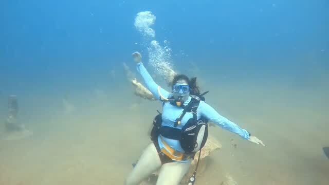 wanderonomy's tweet photo. Dives aren't always about seeing animals.  More and more locations are creating underwater museums and artificial reefs. 

I tried to pose like the statues.

Side Underwater Museum in Turkey was my first.

#scubadiving #turkey #gopro #mediterranean #Wand… https://t.co/6MOJyJDoLh https://t.co/qLng9vwLeh