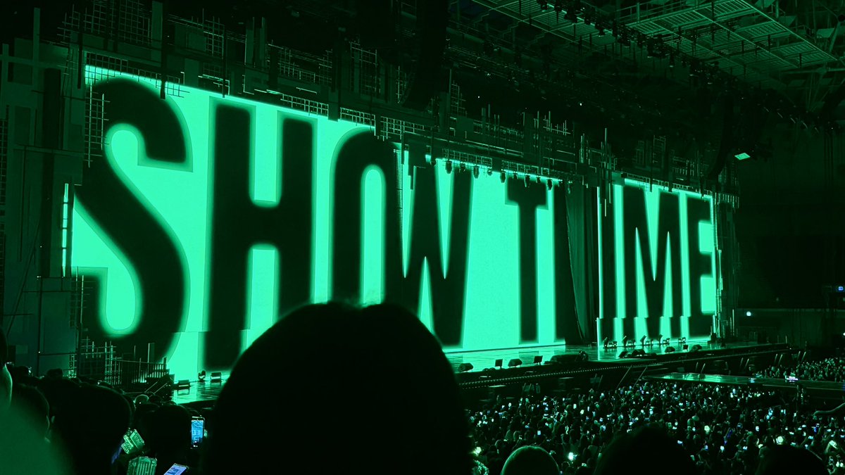 oboykii's tweet photo. 엔시티127 콘서트 연출 진짜 좋아..
아 이거 콘서트대상받아야되.. https://t.co/xjUKWAAOmi