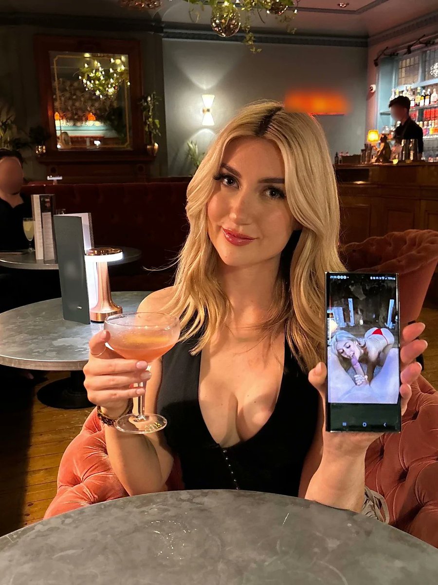 pubreminderfan's tweet photo. Public Reminder to enjoy your cocktails regularly. https://t.co/oAN9xegUkb