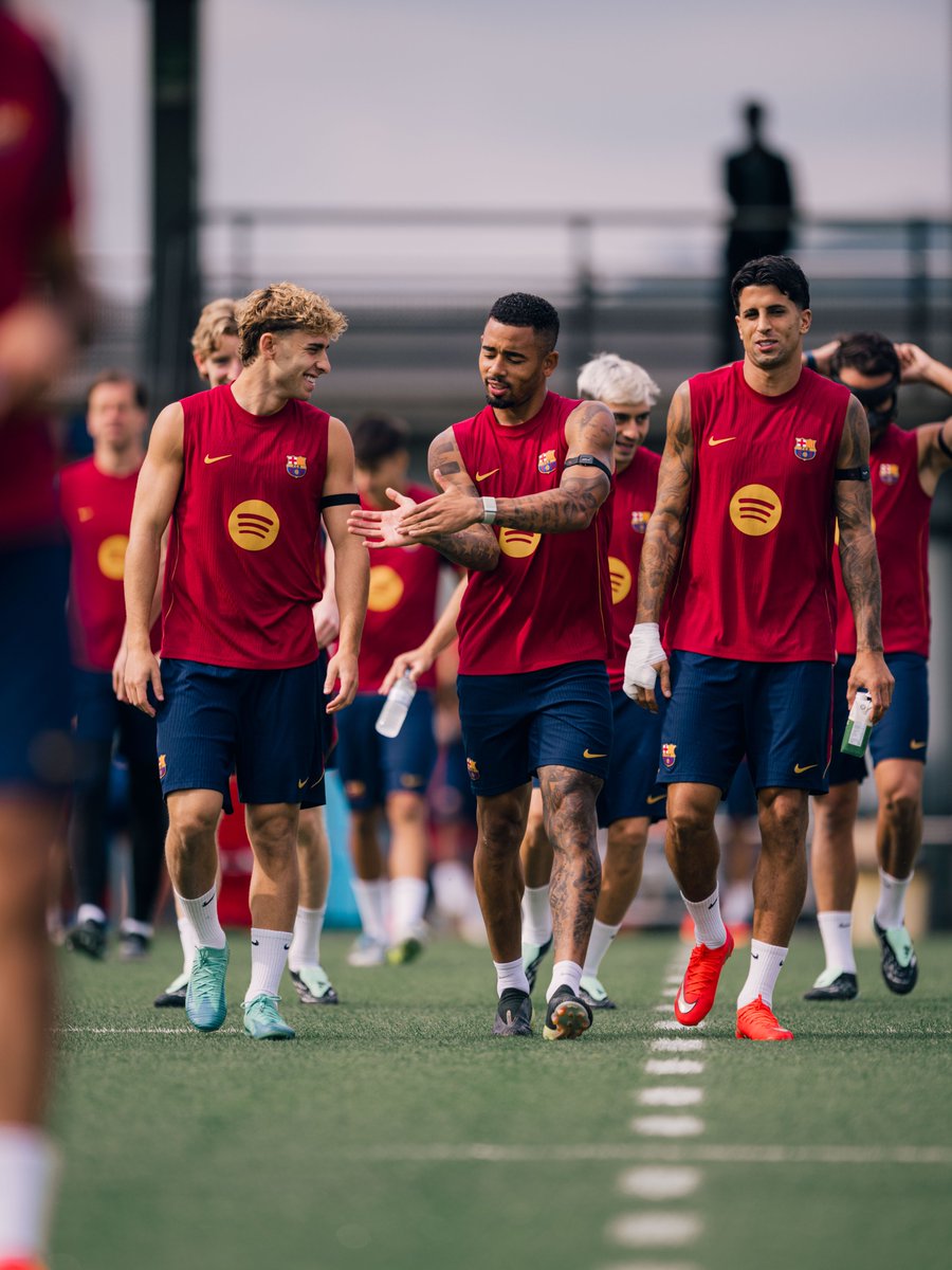 FCBarcelona_es's tweet photo. Los hombres de Flick https://t.co/bqduoJGQO3