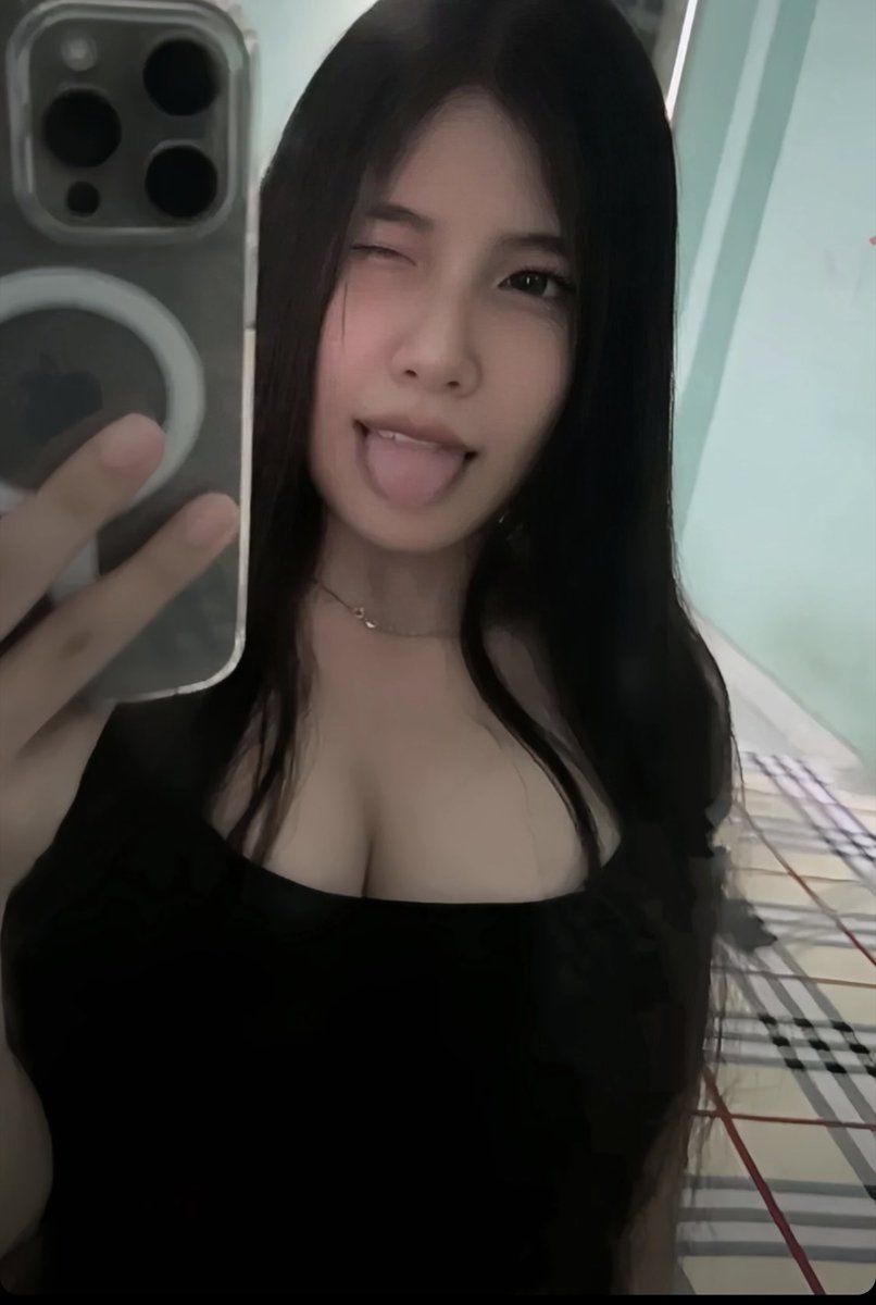 newonexm3o's tweet photo. @Capcut18hay Cập nhật ae con đỉ đó nha vẫn dâm như ngày nào và mới lên lp10 https://t.co/RFiOGRVuOl