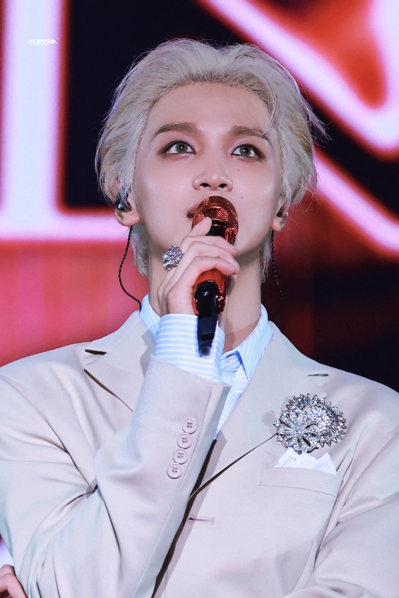 FLIPPED_HaeChan's tweet photo. 260918 레드라인 콘서트 Day1

#해찬          #HAECHAN         #NCT127 https://t.co/IUbMs5pvaH