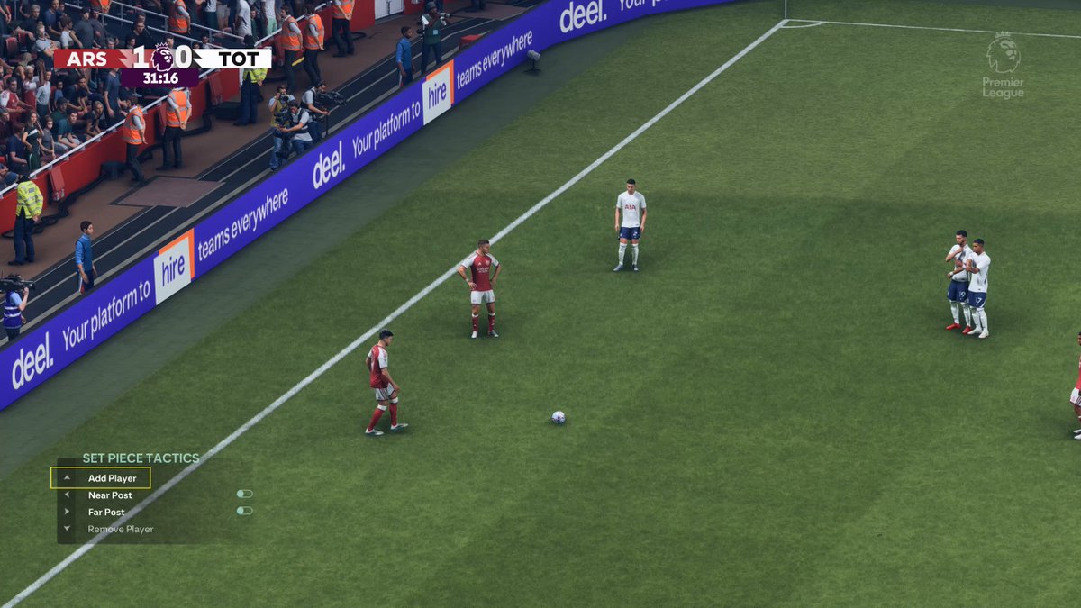 fcsupersub's tweet photo. Ada opsi baru di #FC27 saat akan melakukan set piece. Opsi baru itu adalah "Add Player", ketika kita melakukan add player makan akan terlihat pemain tambahan masuk ke kotak penalti (video). https://t.co/8tE5yefwXh