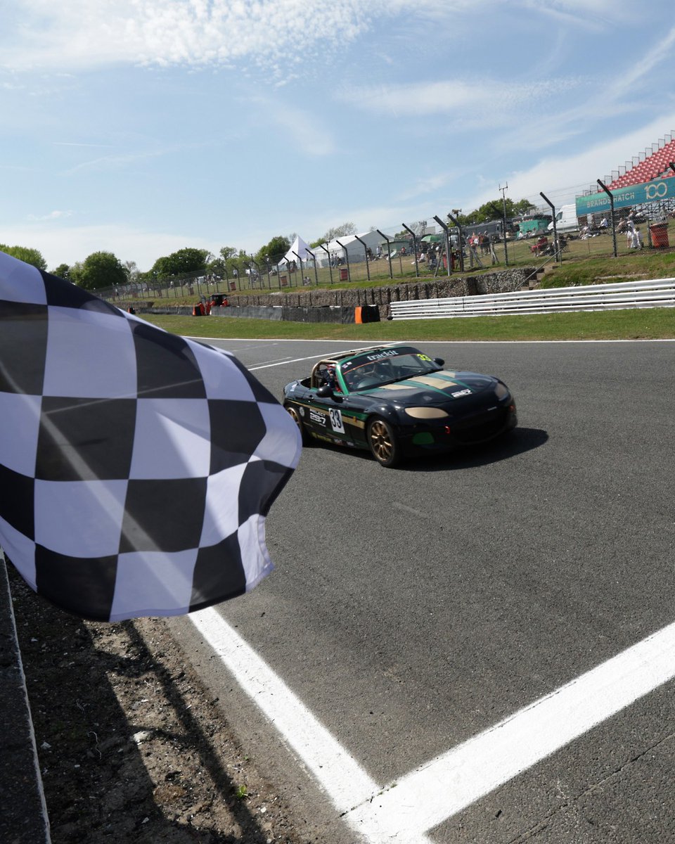 RobinhoBhz's tweet photo. Just over ten days after GT World Challenge Europe, former F1 driver Martin Donnelly makes his Miata Trophy debut at Brands Hatch for Project 29:7 Racing. Photo: Gary Hawkins Photography https://t.co/lnsit1H1u9