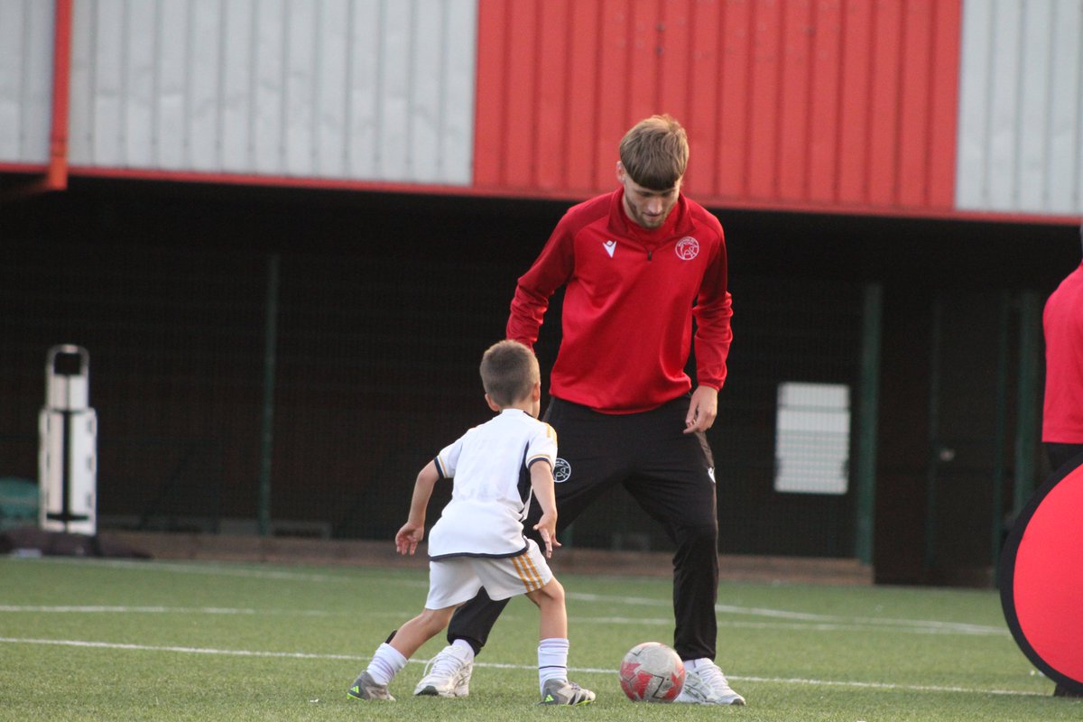 WFCFoundation_'s tweet photo. The trio joined us and got involved with our PDC training last week, thank you all for taking part with us! ๐
#WalsallFCFoundation | #WalsallFC https://t.co/1lh1xVFD6p