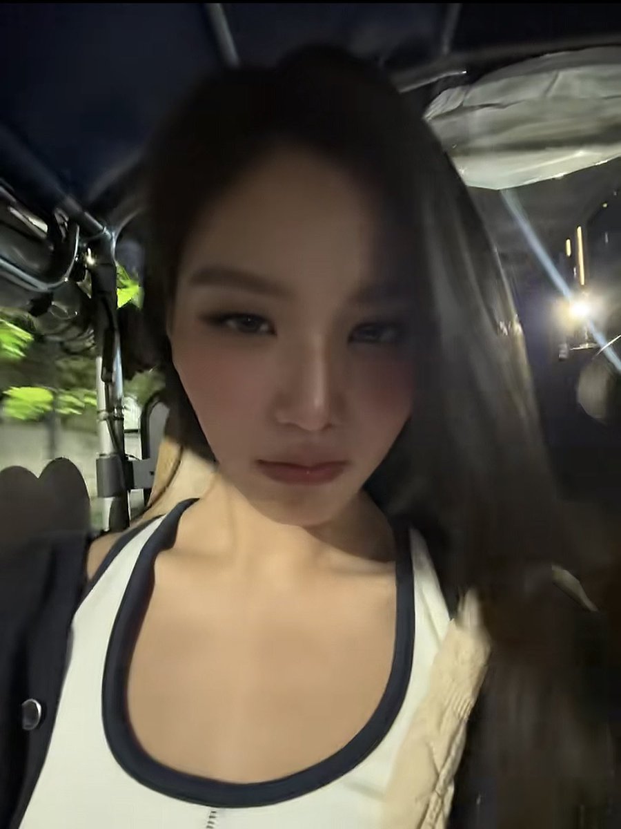 blueyuocean_'s tweet photo. https://t.co/m45sQ26skX