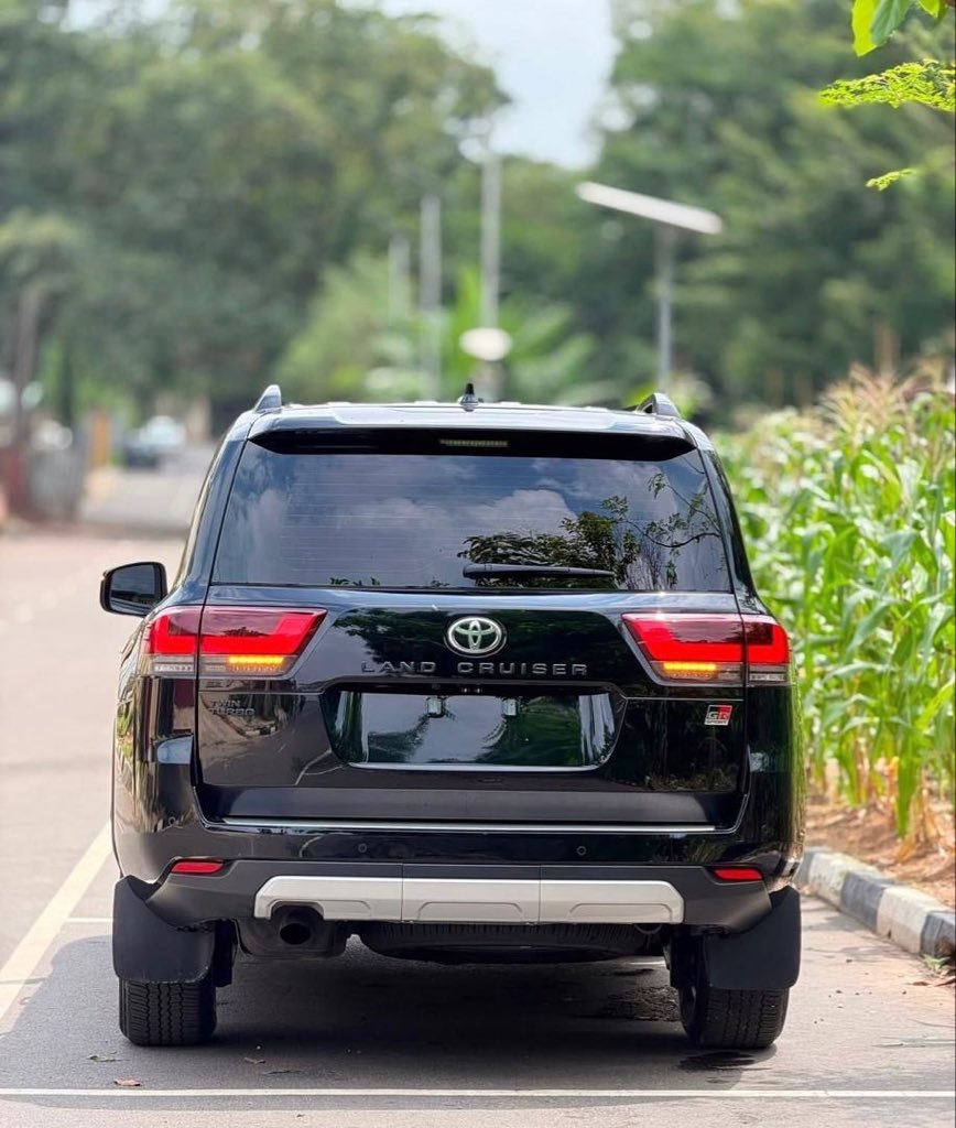 SundayJasp71945's tweet photo. Brand New 2026 Toyota Land Cruiser GR SPORT With Original Custom Duty.

Price: 205 Million Naira Only 
Location: Central Area, Abuja.

Free Doorstep Delivery Nationwide.

WhatsApp/Call: 07079630275/09056517116 

#forsale #Available #abuja #doorstepdelivery #nationwidedelivery https://t.co/iU55DhDFpL