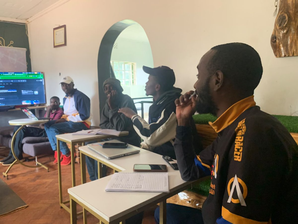 Kilelemtkenya's tweet photo. Another Kilele Session in the books. ⛰️

Today, Aixpart took the floor to pitch their product, putting the idea in front of a judging panel drawn from the MHub Community × Kilele Community at @MtKenyaHub_ 

Build → Pitch → Question → Feedback → Improve. https://t.co/tUtMXSfudX