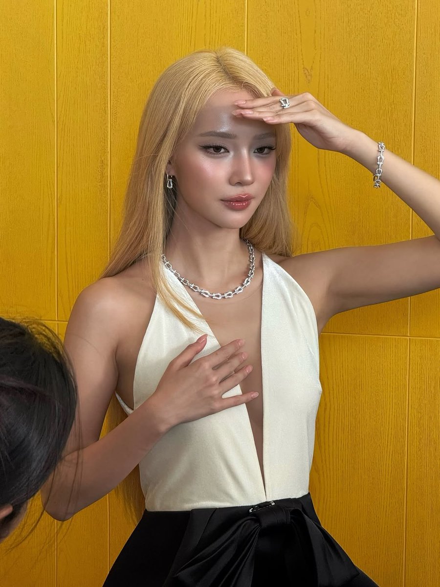 Janiverse__'s tweet photo. 🧎🏼‍♀️🧎🏼‍♀️🧎🏼‍♀️

#JANHAE #JANIVERSE https://t.co/G1dvRHU417