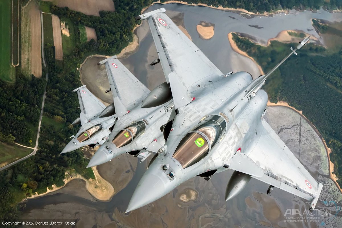 RafaleFan's tweet photo. Quand nos #Rafale assurent la police du ciel au dessus des pays baltes, s'est toujours l'occasion d'obtenir de sacrées photos ...
https://t.co/LGorrLO97C
📸 Paweł Glink, Adam Konczewicz, Joanna Drążkiewicz, Dariusz Osiak https://t.co/fGBWy9gVc1