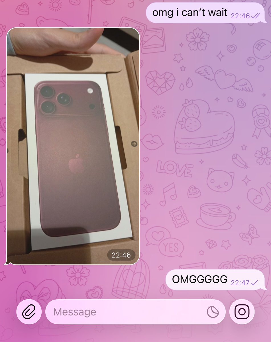 mandellivaleria's tweet photo. problemão do dia: meu iphone novo chegou no meu endereço em dubai mas eu to em singapura https://t.co/hzeoxgtQUs