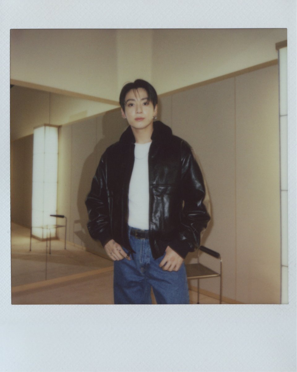 CalvinKlein's tweet photo. between takes. a look behind the scenes with Jung Kook. https://t.co/ewZOPO6UCz