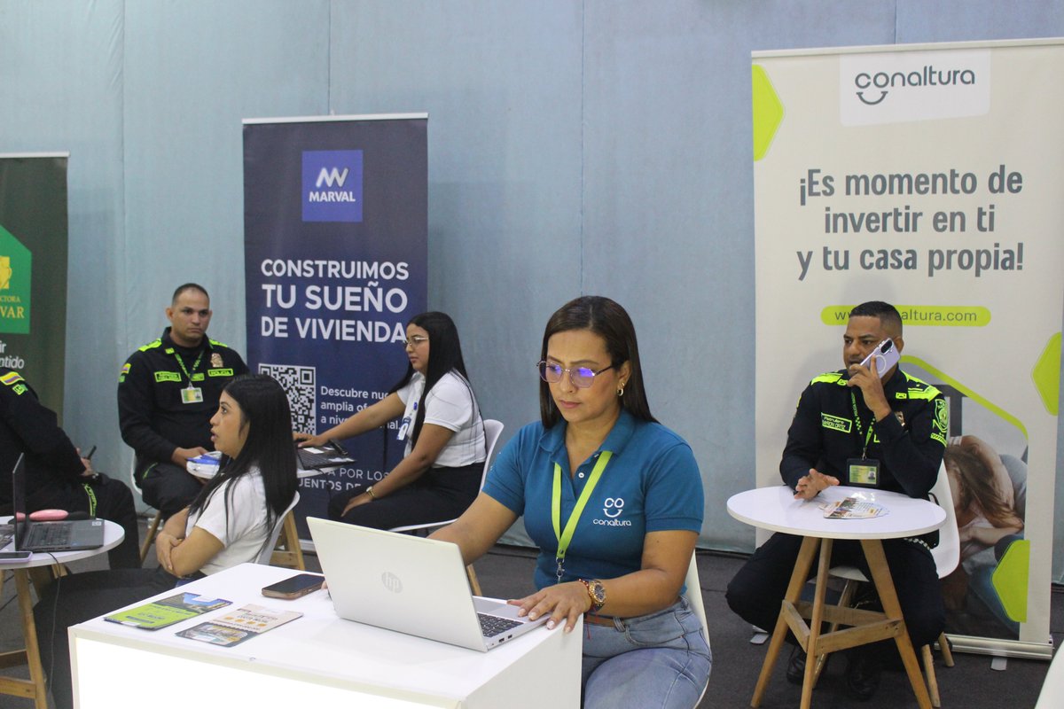 CajaHonor's tweet photo. 📌🏡🚩¡Ya empezó el último día de la Feria de Vivienda de Barranquilla!

💰⬇️No se pierda la oportunidad de acceder a su casa propia con beneficios únicos e irrepetibles.

Les esperamos, hoy 18 de septiembre, en la 📍Policía Metropolitana de Barranquilla hasta las 5:00 p.m. https://t.co/HNhcrnOOOb