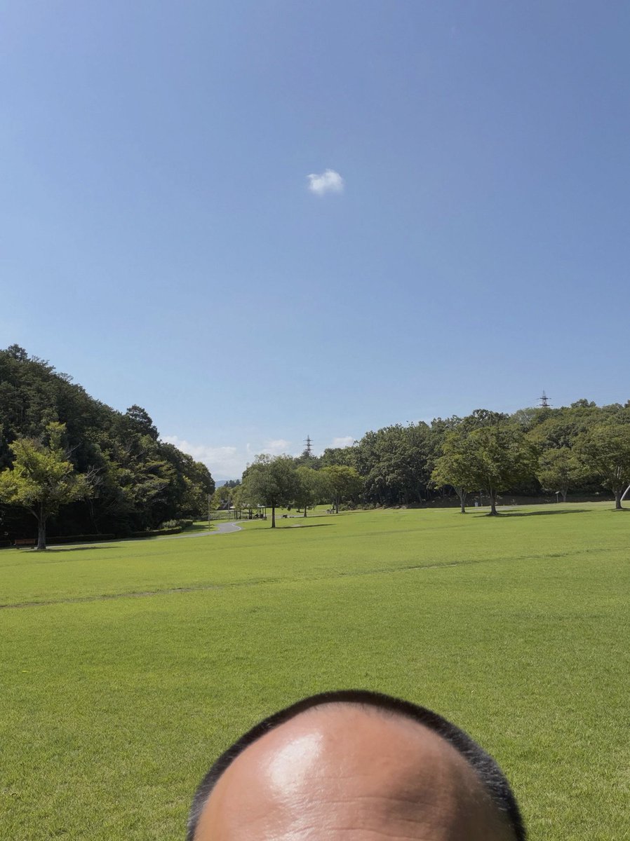 Nissy_kanade's tweet photo. ようつべの深淵覗いていたら松永夏代子がうる星やつら10周年イベントで”モノトーンの夏”を歌っている動画が出てきてホンマに深淵を覗いた気分・・・(´Д｀) https://t.co/FQnBNoAooj