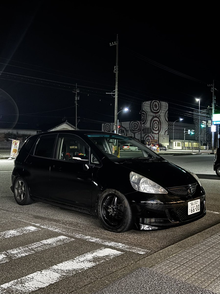civic_modoki's tweet photo. 一応ミーティング前にお披露目的な？
本当はP1通しで行くつもりやったけどキャリパー干渉してあかんかったのでフロントは秘蔵のSSR タイプXで行きます！！
リア7jのフロント6.5jっていうヘンテコサイズやけどワイトレ入れたらちょうどいい感じでニヤケとまりません🤤
明日はよろしくお願いします！！ https://t.co/t31YLTbZSz