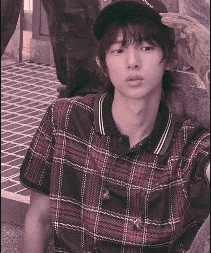 Cloudsoundsk's tweet photo. friends request. ❤︎  

name : Zarek Montelier
age : 23
zodiac sign : Aries
fav season : Autumn
fav color: Pink &amp; Green
+ fcs: Juhoon ( por el momento más nadie/For the moment no one else)
( + ) : Talk,beach, games, rp, cooking, sex and More.

⠀⠀  ⠀⠀⠀ ⠀⠀♡ ⠀⠀ ⠀⠀dm https://t.co/2eBbtjkNYd