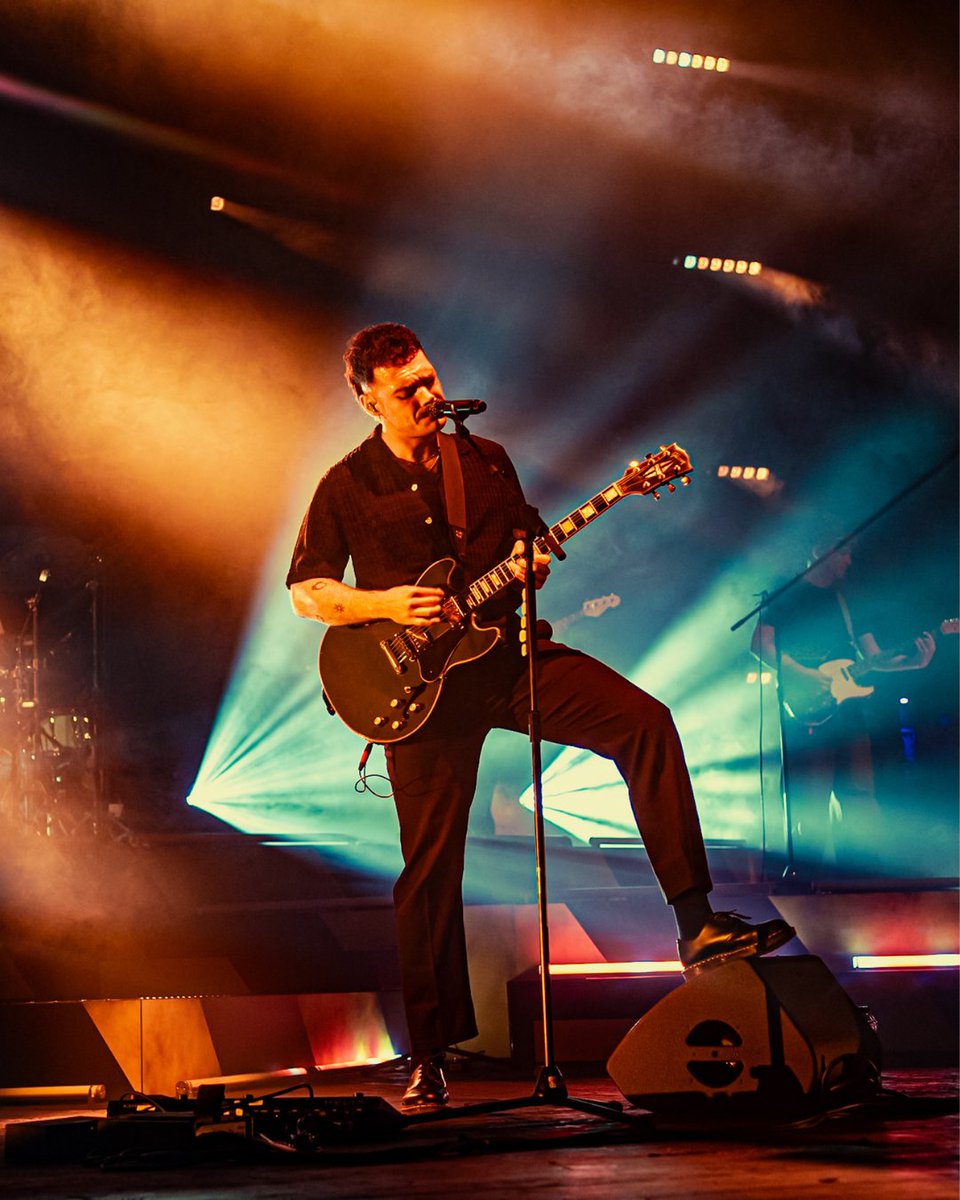 O2AcademyBrix's tweet photo. A career-defining moment as James Marriott took to the stage at #O2AcademyBrixton last night.

📸 @narinechalabi 

17/09/26 O2 Academy Brixton https://t.co/5cHm55LRpb
