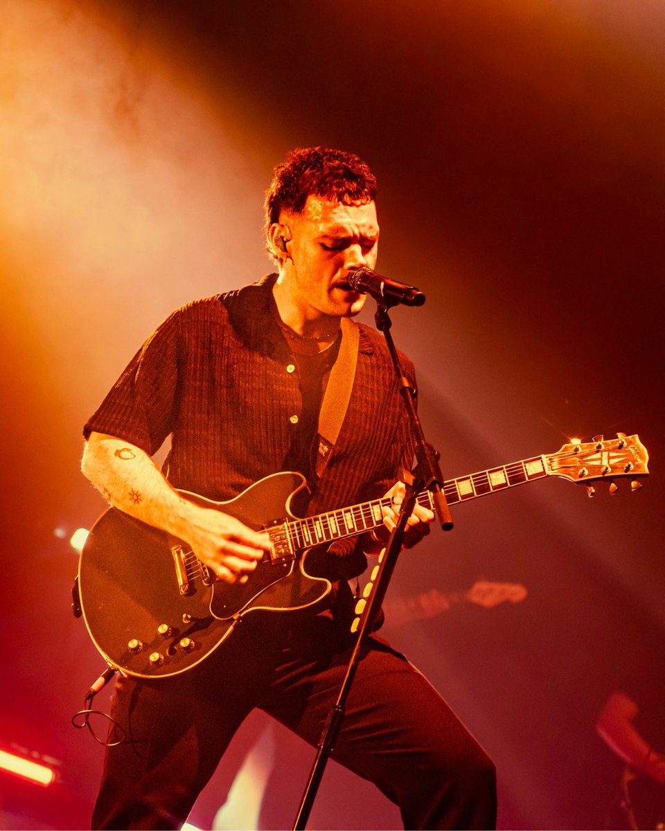 O2AcademyBrix's tweet photo. A career-defining moment as James Marriott took to the stage at #O2AcademyBrixton last night.

📸 @narinechalabi 

17/09/26 O2 Academy Brixton https://t.co/5cHm55LRpb