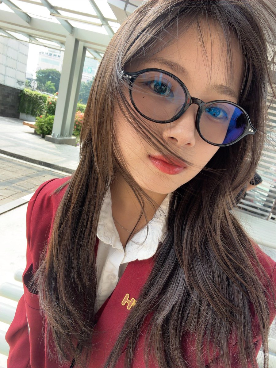 RFritzy_JKT48's tweet photo. pesona #FritzDay 😝 https://t.co/4AuBvObWAE