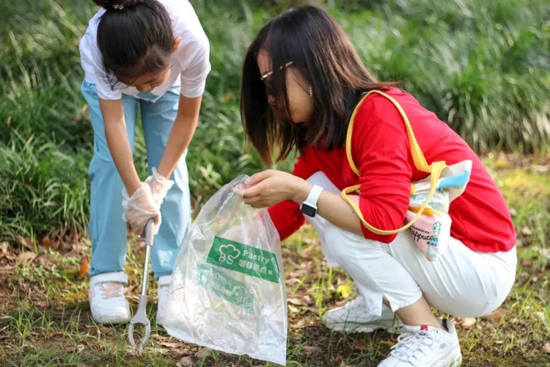 kikis730448's tweet photo. Join our weekend Community Clean-Up this Sat (9AM-12PM) at Maple Park! Free gloves u0026 snacks provided. Bring neighbors, let’s keep our neighborhood fresh! https://t.co/qmDRCZFKI2