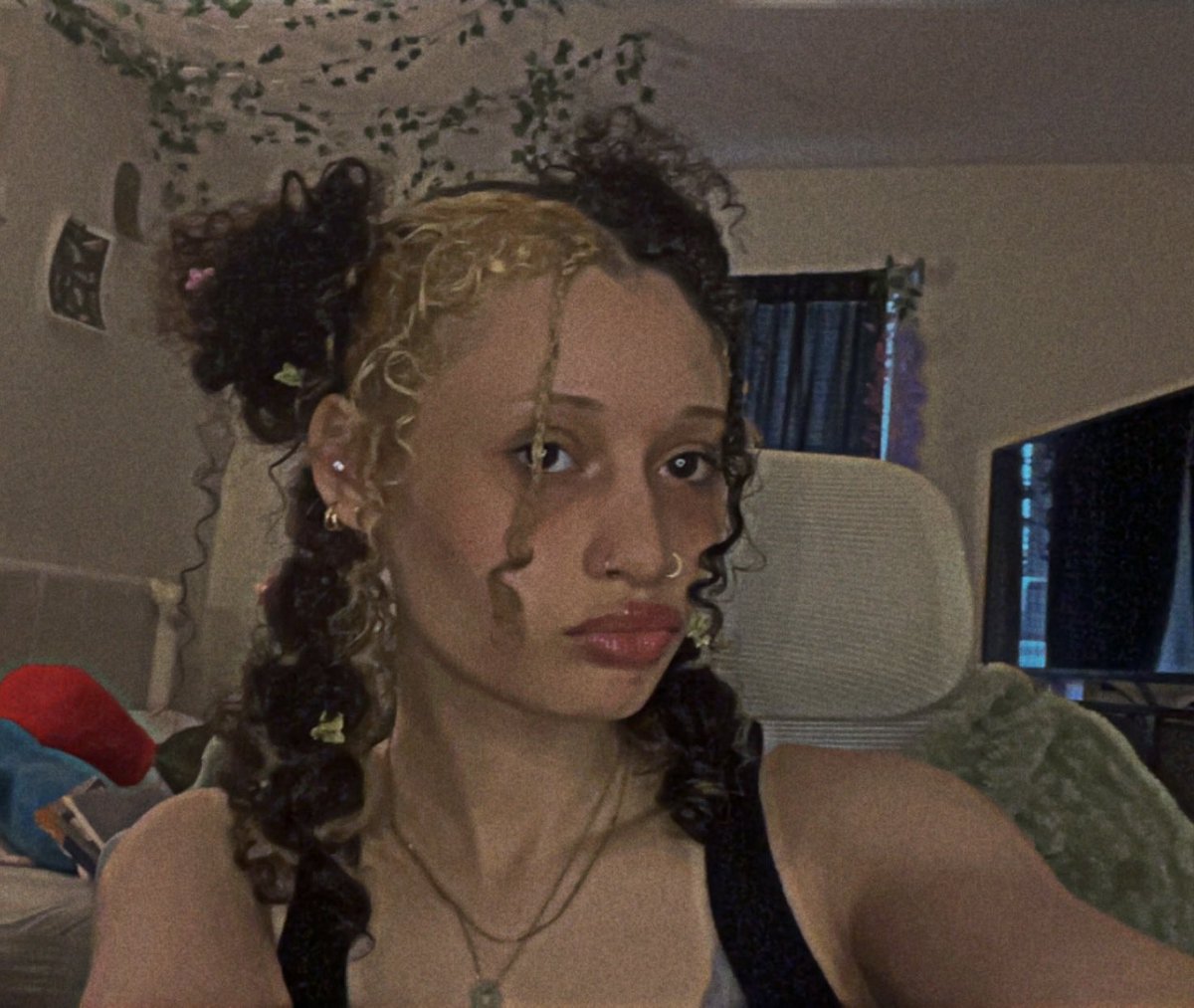DalHaepali's tweet photo. 🫣✨felt cute https://t.co/TlnLOOfZ2o
