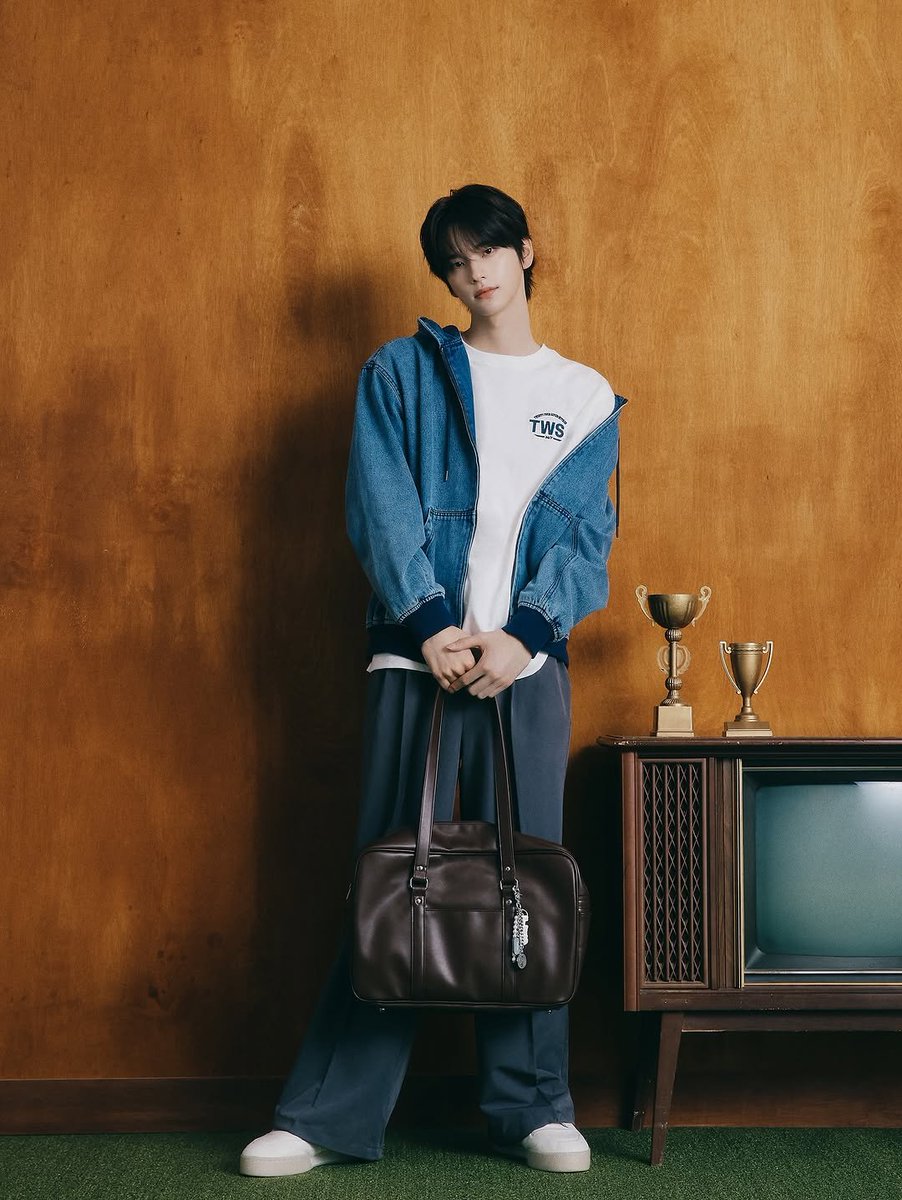nnnshinyu's tweet photo. 250919 신유
WEGO

#신유 #SHINYU #シニュ #투어스 #TWS https://t.co/iGTny2MSoO