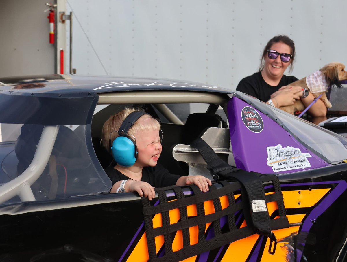 BerlinRaceway's tweet photo. License &amp; registration please! 🚨

📸: Tammy Frye - Geurink https://t.co/rzWy87kEKb