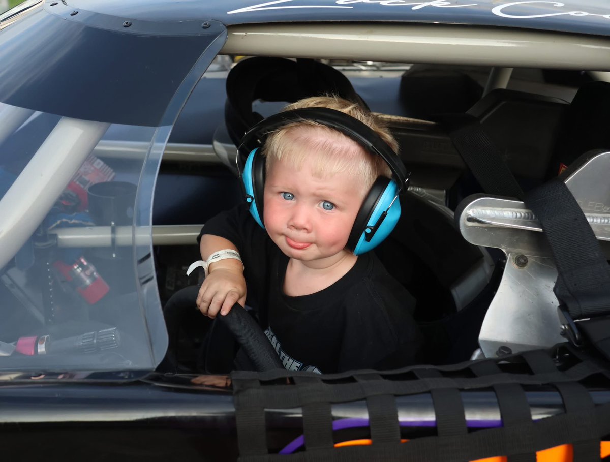 BerlinRaceway's tweet photo. License &amp; registration please! 🚨

📸: Tammy Frye - Geurink https://t.co/rzWy87kEKb