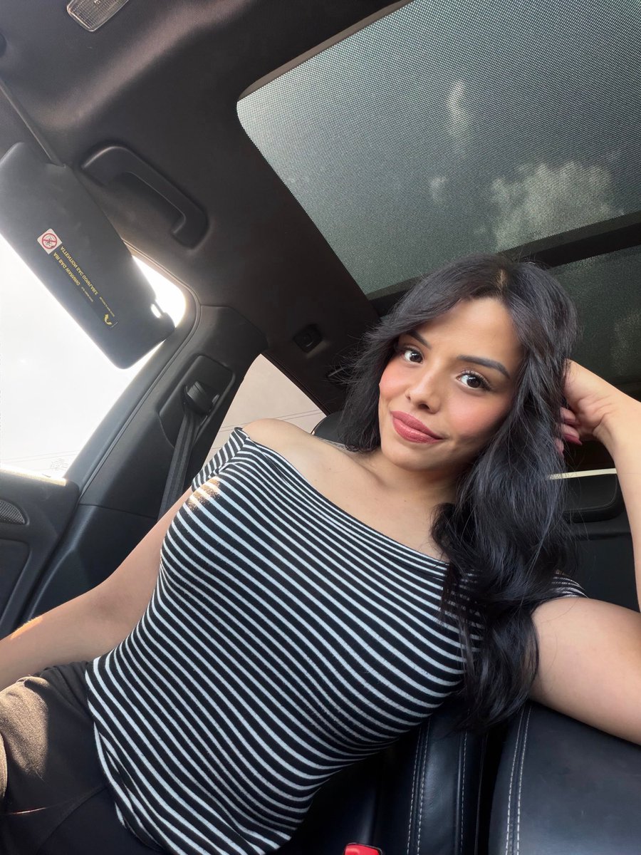 waysof_yess's tweet photo. Need a ride baby? 🚗 https://t.co/PFbpmHQDRW