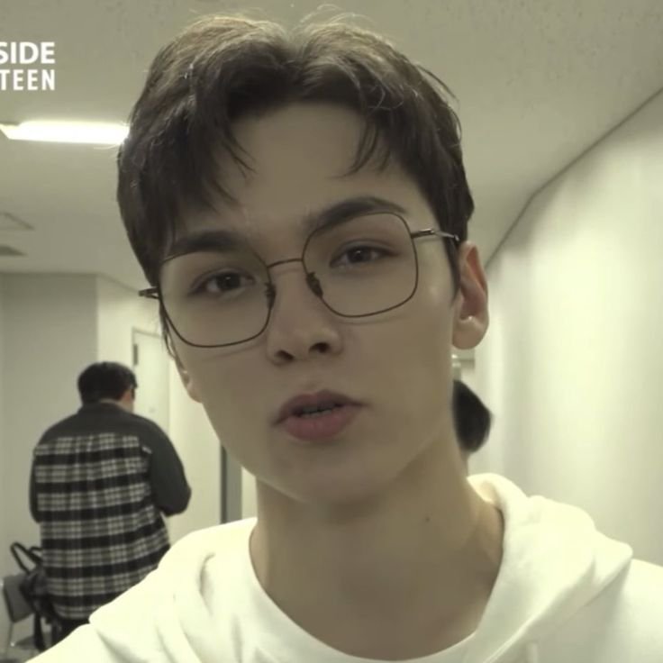 bononliciouss's tweet photo. 608 days until vernon comes home........... https://t.co/CLFaglhBcO