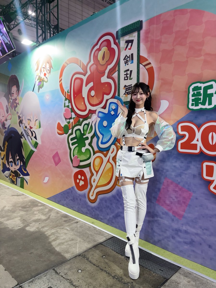 rio_shiraishi13's tweet photo. 東京ゲームショウ２日目もお疲れ様でした！
 #DMMGAMES ブース内には刀剣乱舞ぱずぎりのゲームの試遊コーナーもあります✨
遊びにきてね🧩
土曜から一般公開日✨
写真撮影もOKなので気軽に声かけてね🌸
お天気が心配ですがご来場される方は気をつけて来てください☺️  #TGS2026 #刀剣乱舞 #ぱずぎり https://t.co/PZHwBaxtJ5