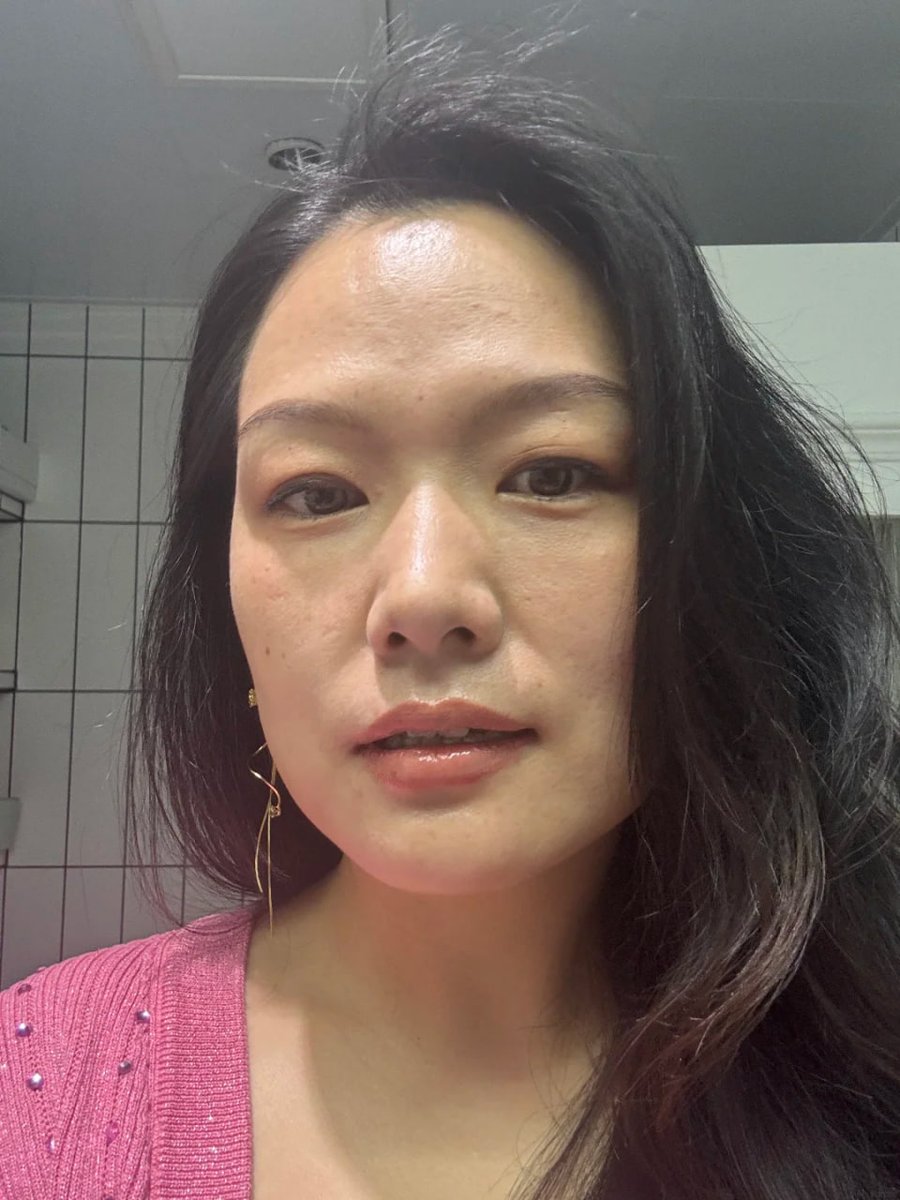 LourdSosa's tweet photo. 做不了夫妻，就谈一辈子恋爱，你在，我一直爱；你不在我封心锁爱。 https://t.co/PNr3OctlYk