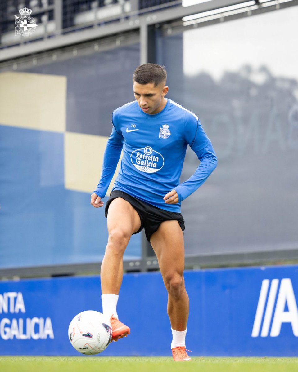 rcdlccom's tweet photo. The first team trained this morning at Abegondo.

⏺️ Amatucci &amp; Aubameyang  trained apart. It's a precaution after both men were starters Vs. Getafe &amp; Sevilla.
⏺️ Tomorrow is the last session before the game Vs. Real Betis. https://t.co/KdwOMfP7me