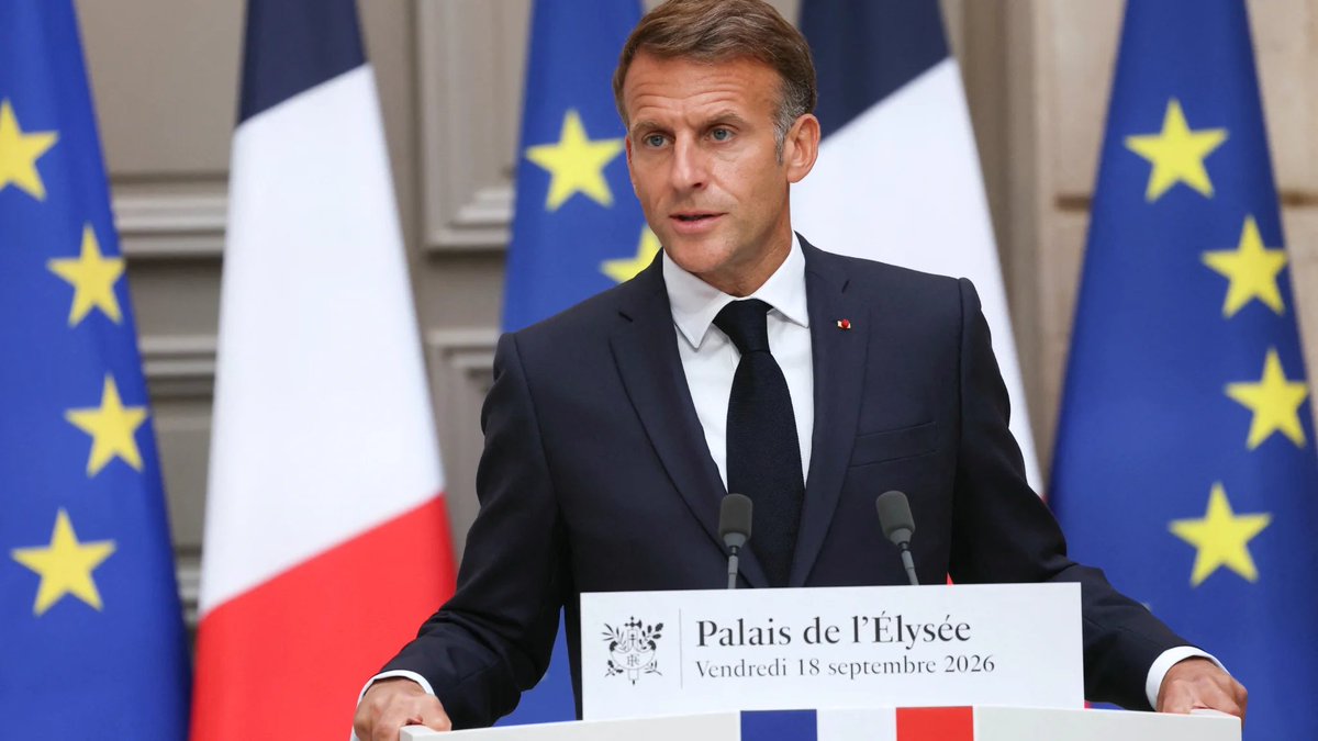 NoviaNewsGroup's tweet photo. 🚨🇫🇷 ALERTE INFO | Emmanuel Macron appelle les Français à « rester très unis » face aux crises, estimant que « la division nous rendra moins forts ». https://t.co/r75yP9QVqP