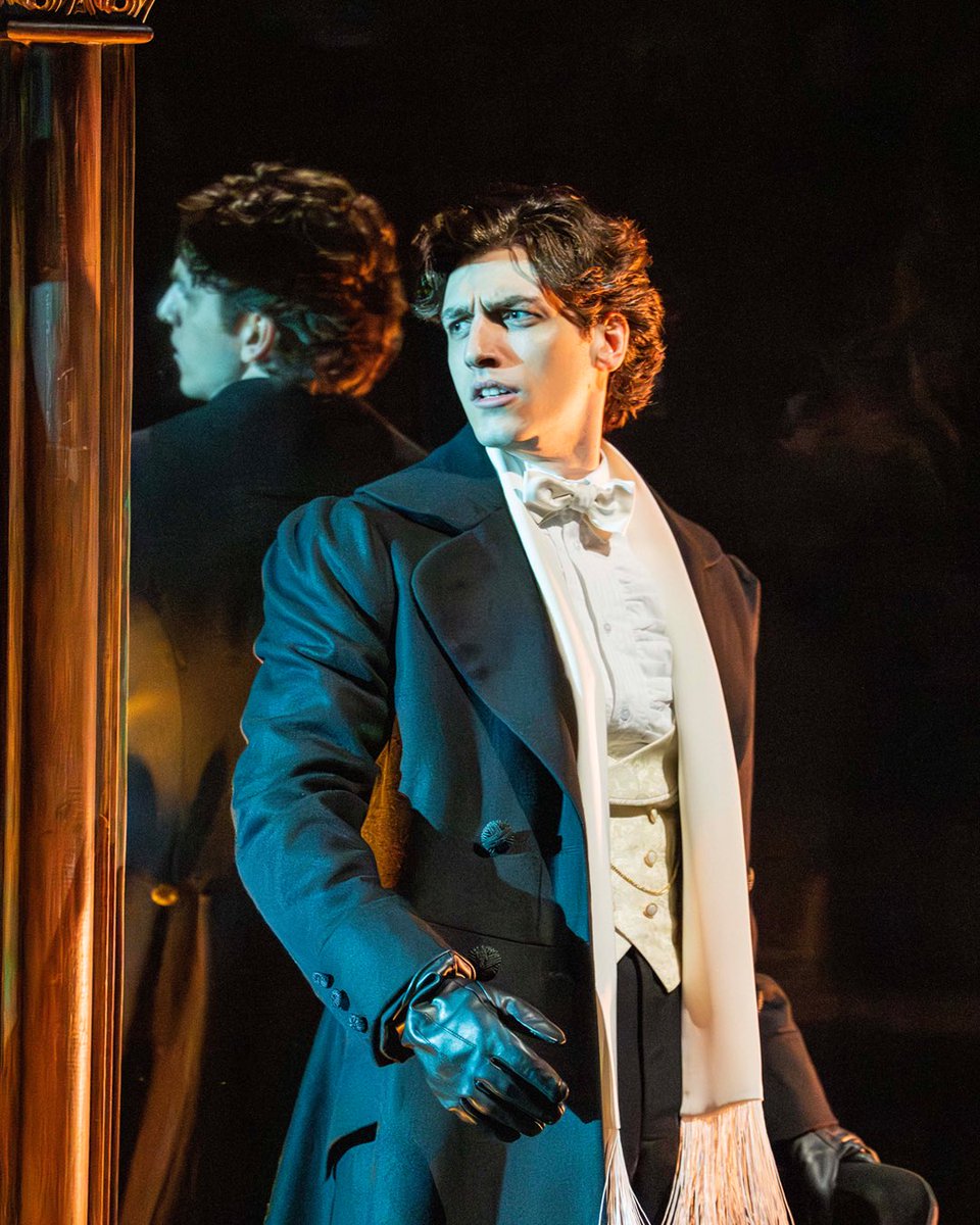PhantomOpera's tweet photo. FIRST LOOK at #PhantomLondon’s sensational 40th Anniversary company. 

Phantom of the Opera will celebrate four decades in the West End with a special gala performance on 9 October at His Majesty’s Theatre. https://t.co/blAVM4VVAZ