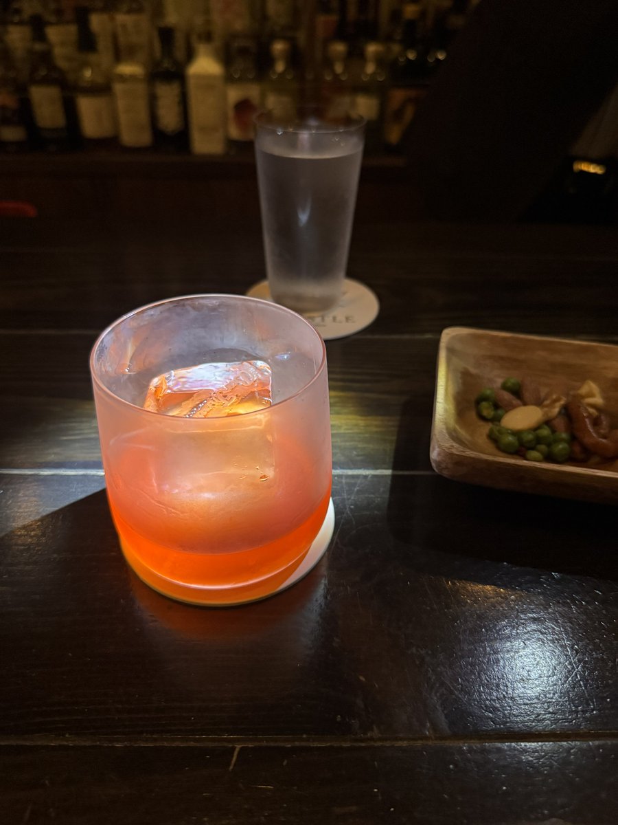 Paru_Cinderella's tweet photo. 飲んでました https://t.co/mv595SSRJR